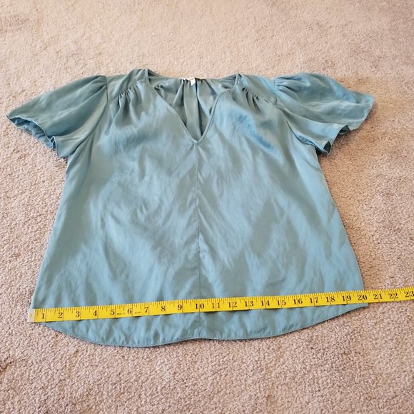 Rebecca Taylor Short-Sleeve Silk Charmeuse V-Neck Top, Size 6 - Picture 14 of 16